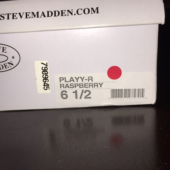 Steve Madden Peep Toe Pump - Picture 5 of 6